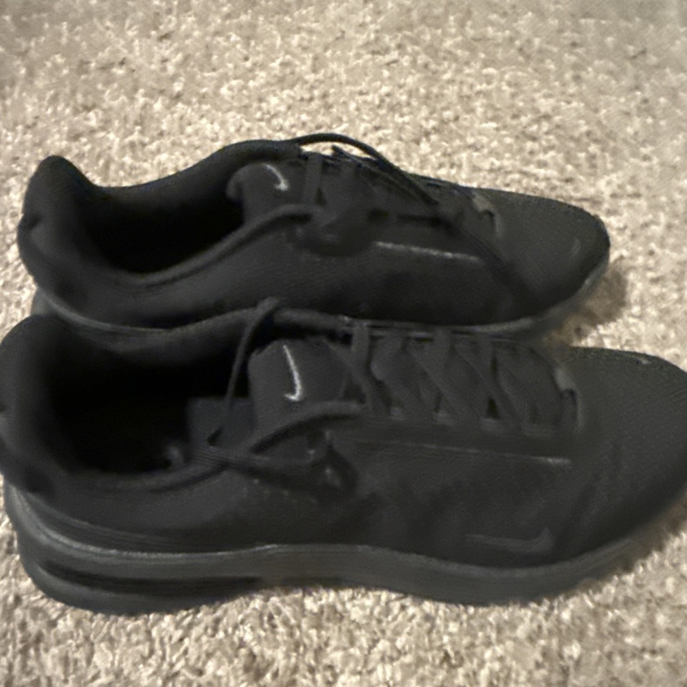 Nike Air Zoom Upturn SC Mens Sneakers Black/Grey IB2746 002 (NEW) Size 10.5
